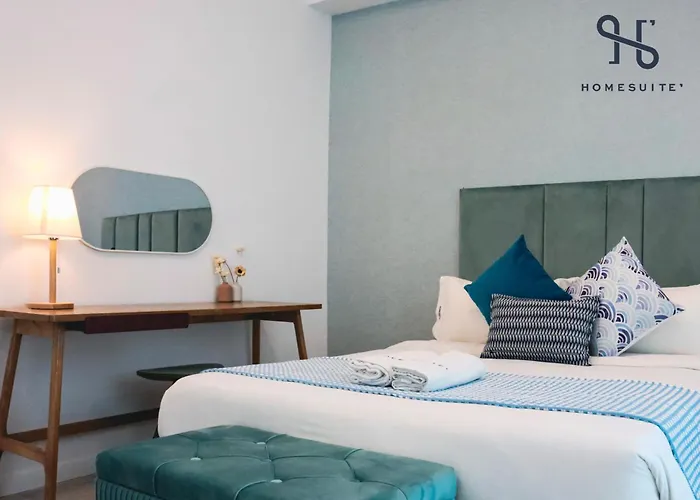 Homesuite\' Home At Sutera Avenue