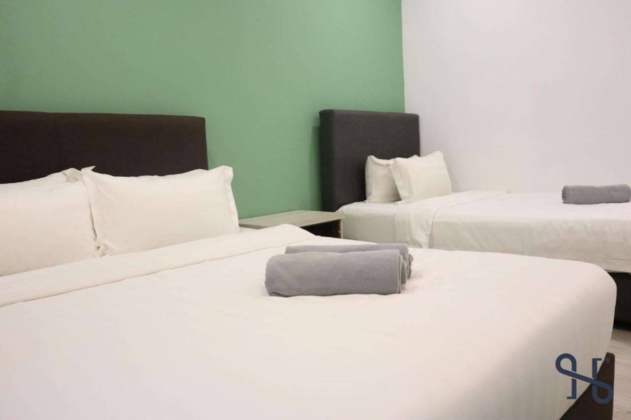 Homesuite' At Sutera Avenue Apartment
