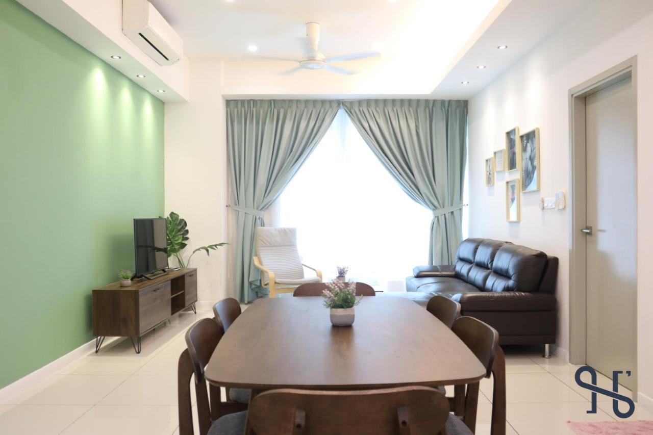 Apartment Homesuite' At Sutera Avenue *